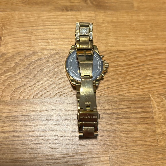 Michael Kors Watch - Picture 4 of 4